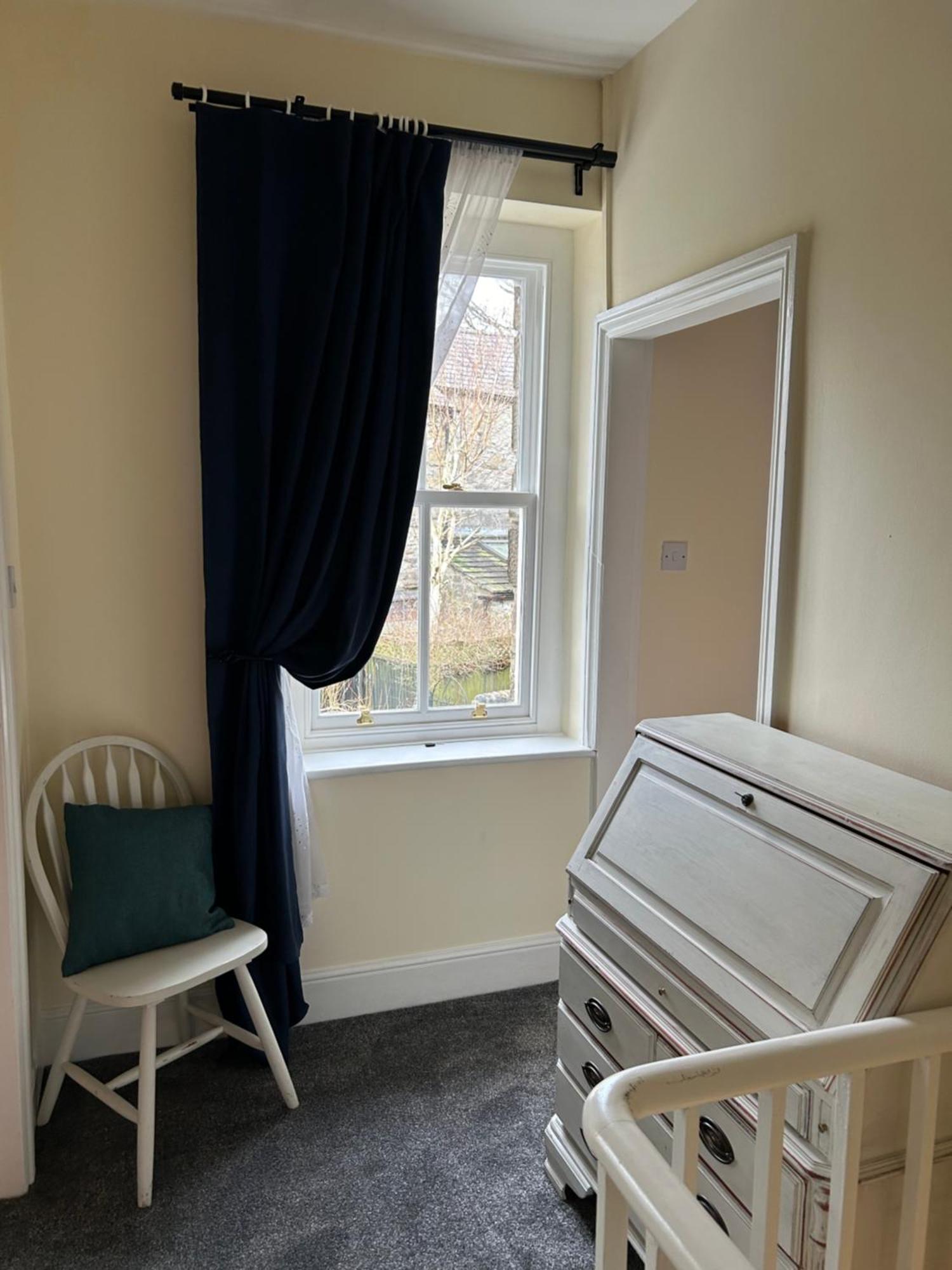 The Buxton Retreat A Luxurious 3-Storey Townhouse With Four Poster Bed And Double Jacuzzi Bath" Exterior foto